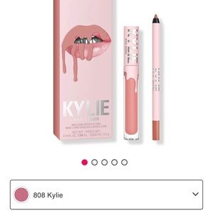 🦋NEW! Kylie Lip Kit Kylie🦋